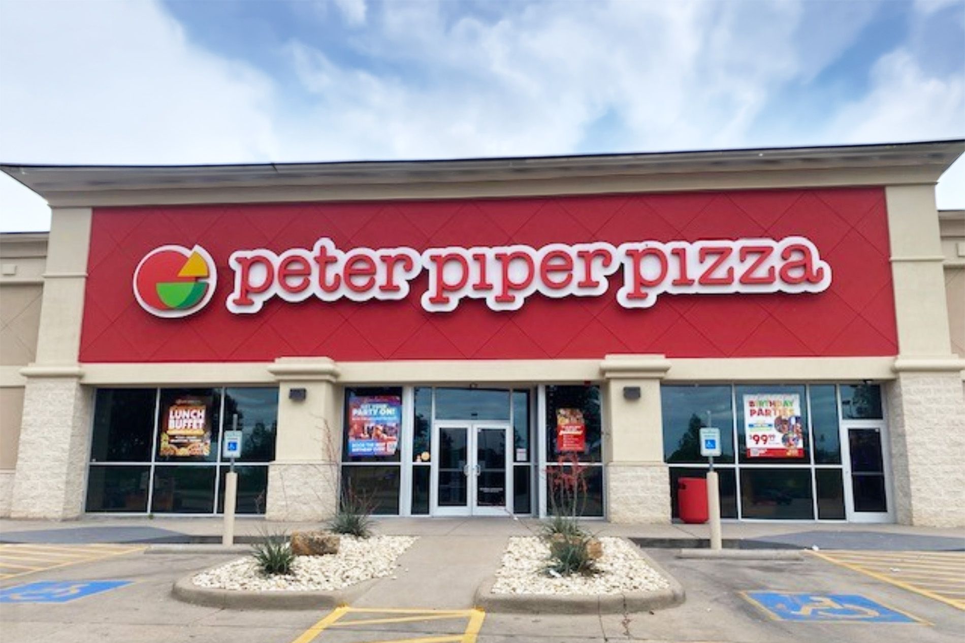 Waco Pizza & Kids Birthday Parties | Peter Piper Pizza Location #4107
