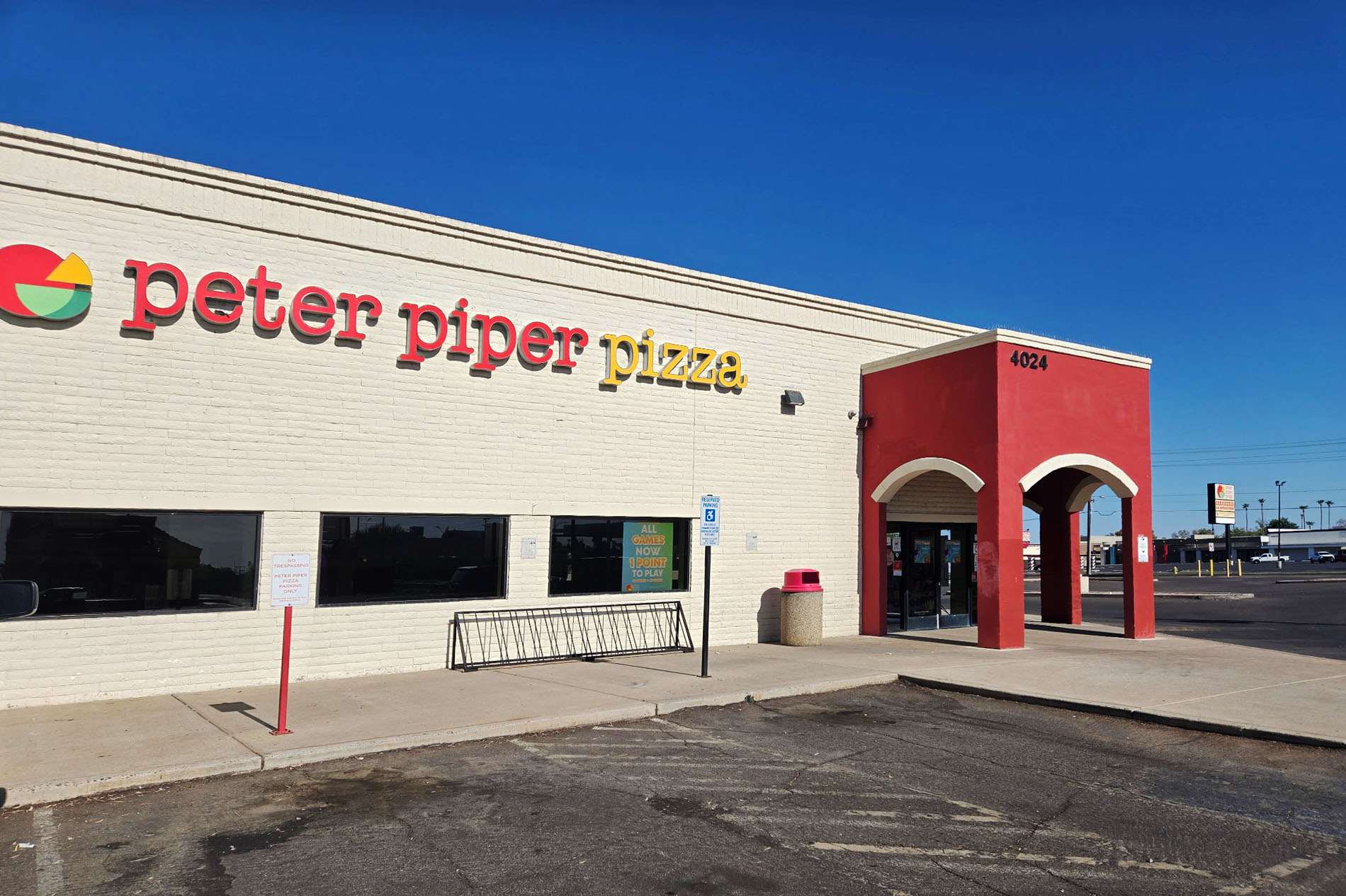 Phoenix Pizza & Kids Birthday Parties | Peter Piper Pizza Location #1292